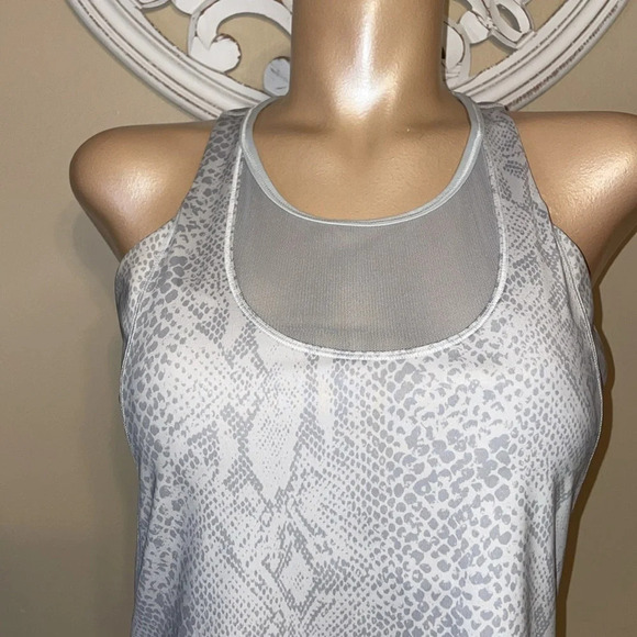 Lululemon women’s tank top 12 workout Athletic snake print stretch soft grey - Picture 2 of 10
